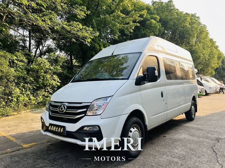 20-year-old Maxus V80 long axis super high roof