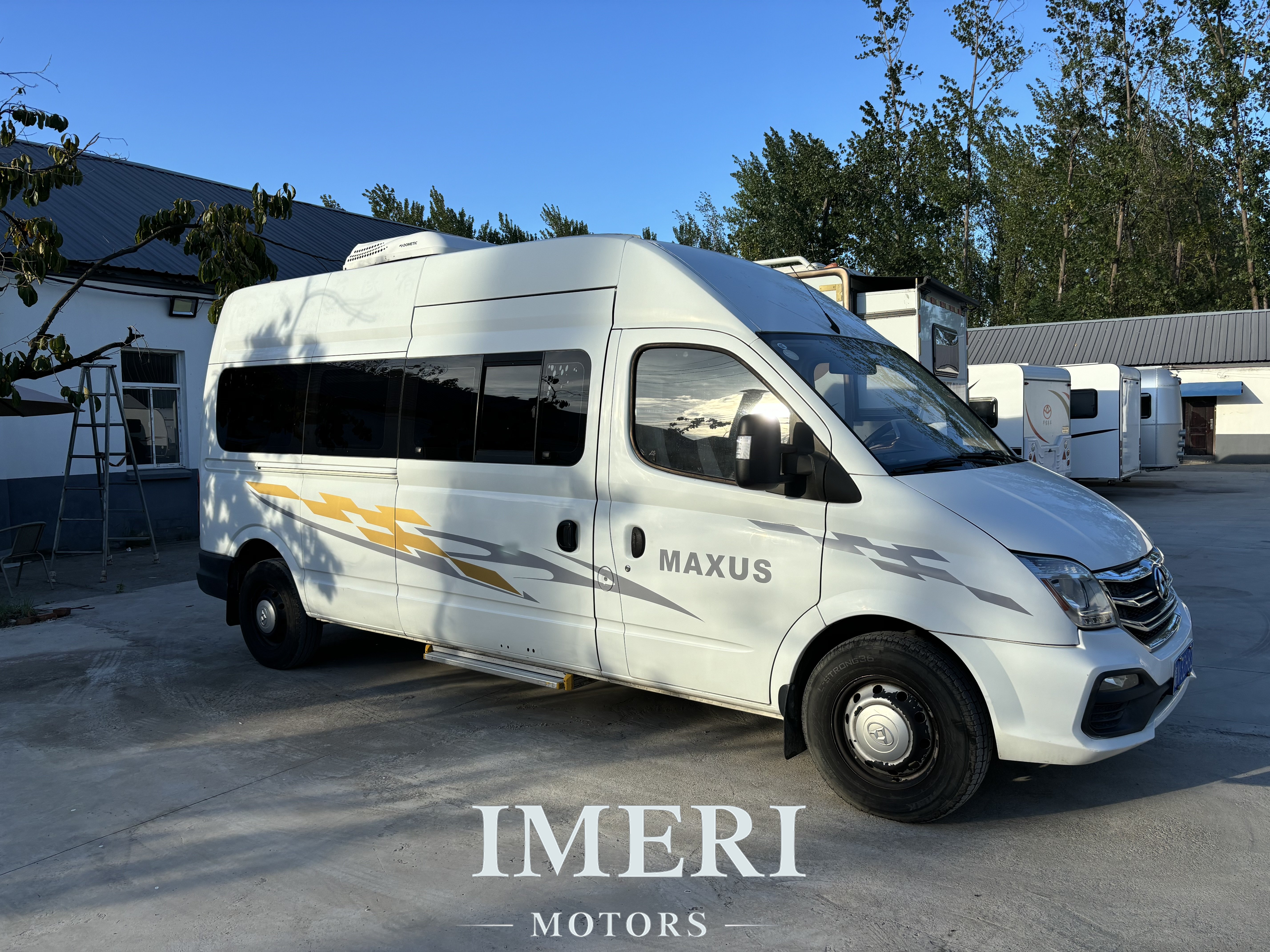 Maxus V80