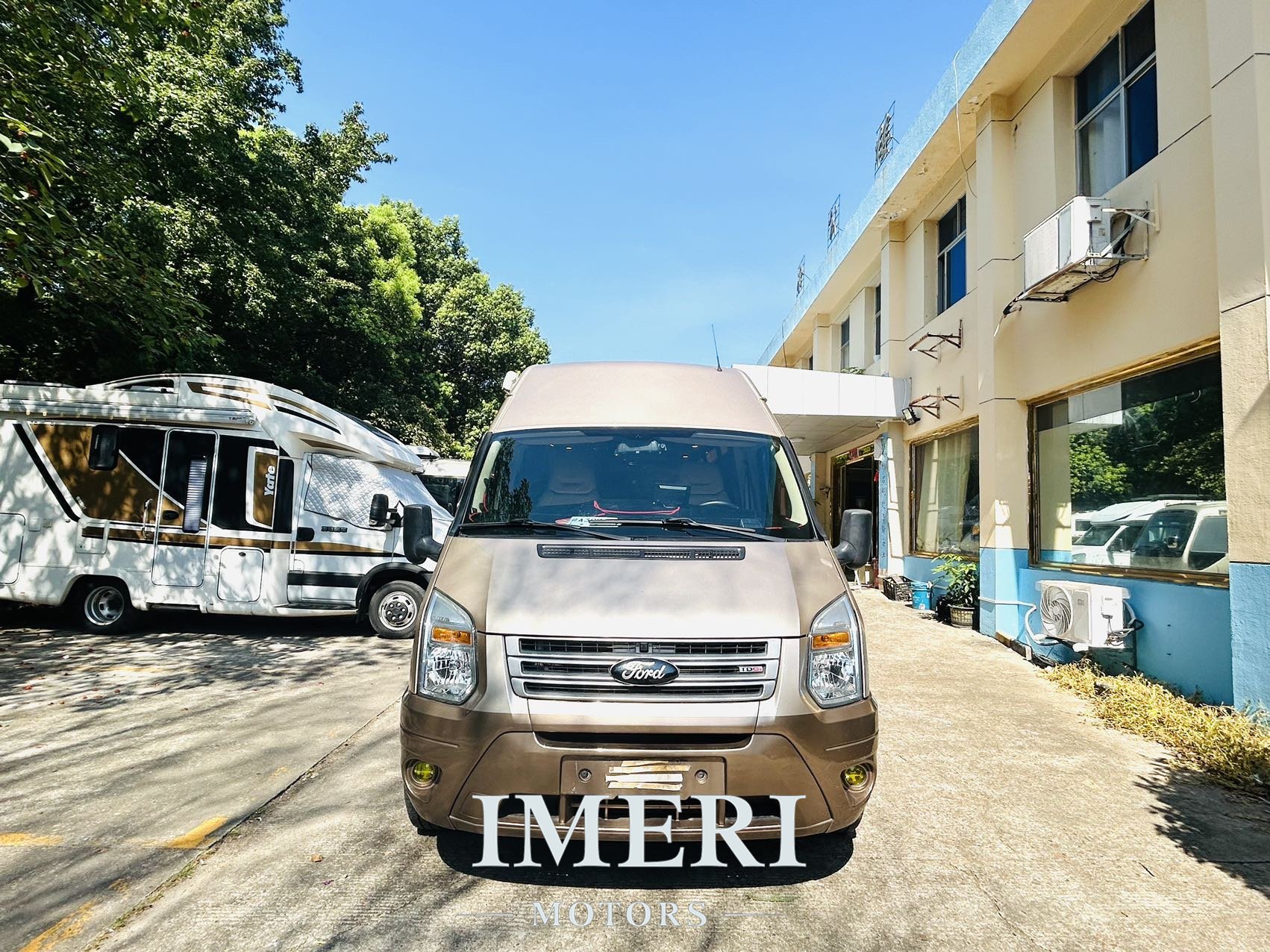 2018 Yutong V348B RV, two beds