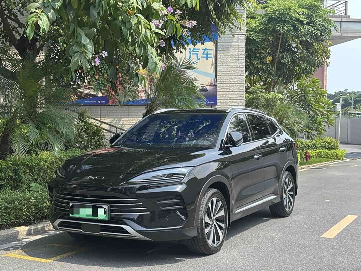 Song PLUS EV 2023 Champion Edition DM-i 150KM Flagship PLUS 5G