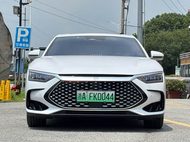 Han 2023 DM-i Champion Edition 121KM Premium Model