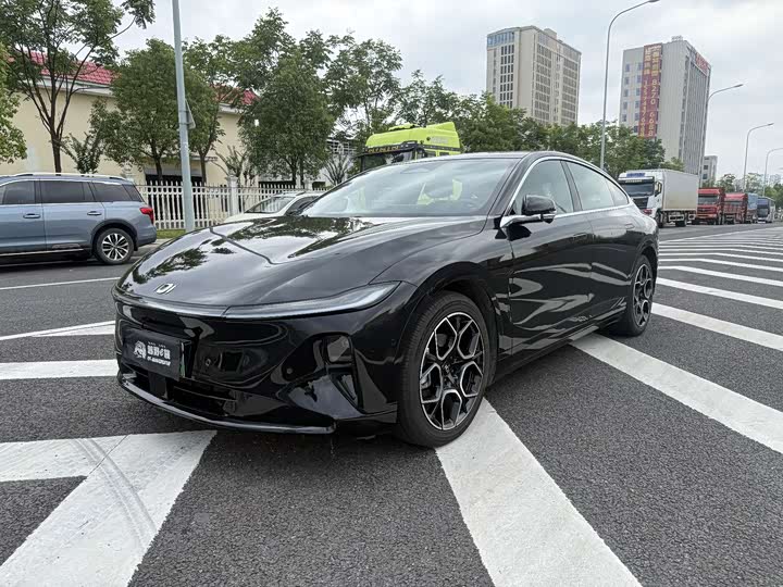 Changan Qiyuan A07 2023 model extended range 200 Air
