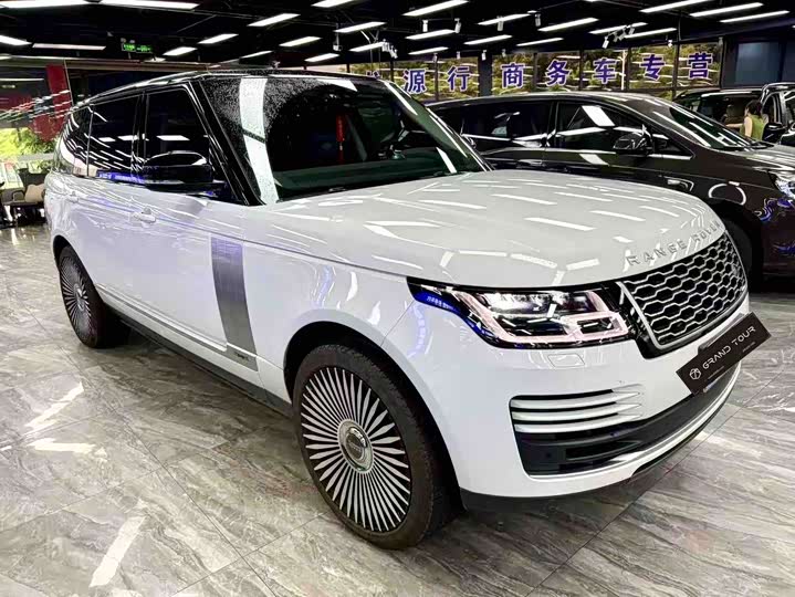 Range Rover 2022 3.0 L6 400PS Legendary Extended Classic Edition