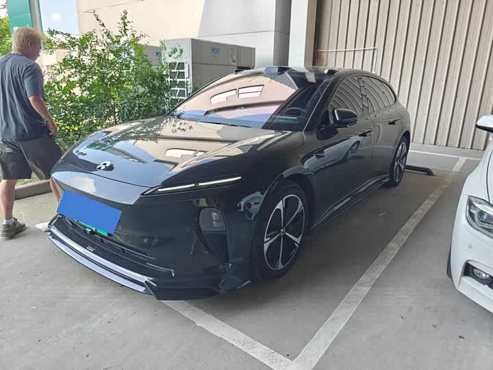 NIO ET5T 2024 model 75kWh Touring