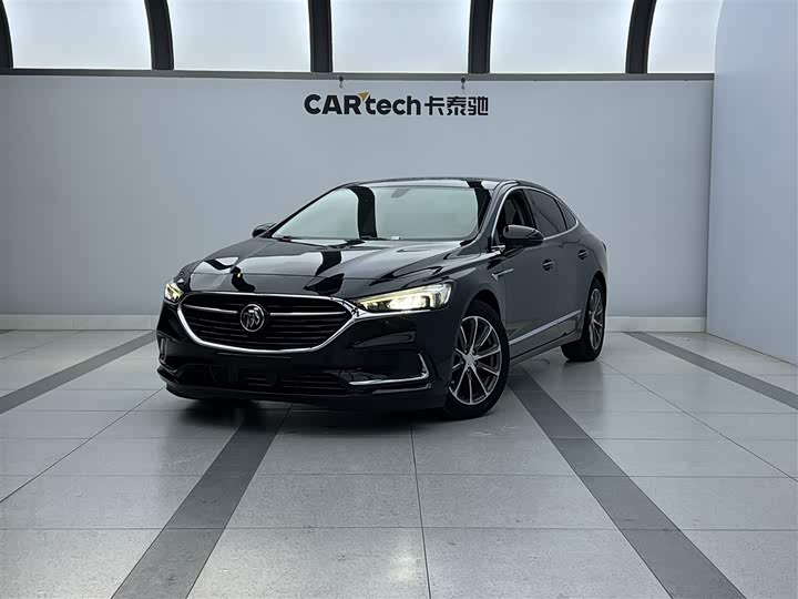 LaCrosse 2022 652T luxury model