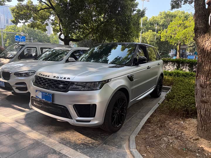 Range Rover Sport 2022 3.0 L6 Black Edition