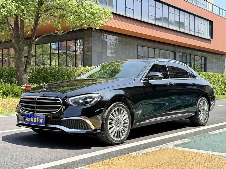 Mercedes-BenzE-Class 2022 Model E 300 L Sports Fashion Model