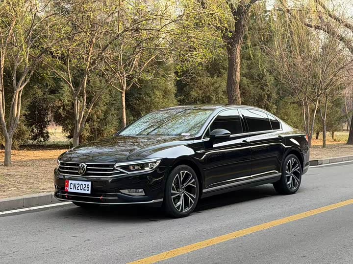 Magotan 2021 Model 330TSI DSG 30th Anniversary Edition