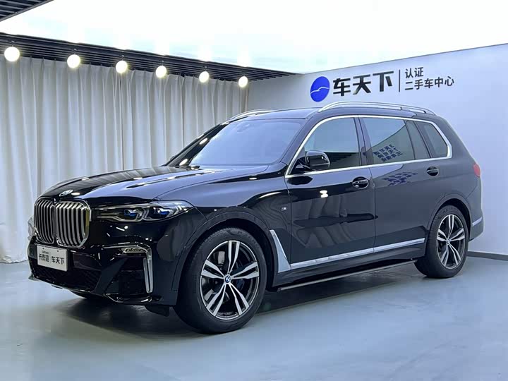 BMWX7 2022 Model xDrive40i PremiumModelM Sports Package