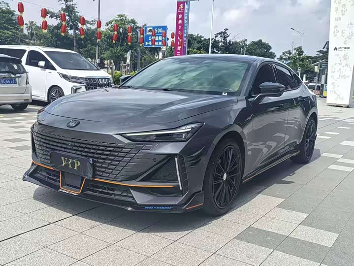 Changan UNI-V 2022 1.5T sports version