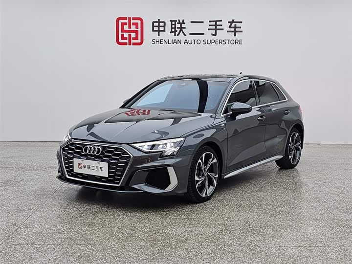 Audi A3 2021 Sportback 35 TFSI luxury sports model