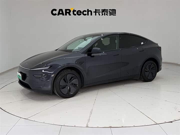 Model Y 2025 rear-wheel drive version