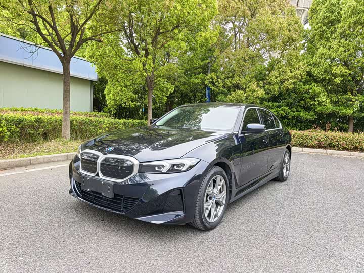 BMW i3 2024 eDrive 35 L