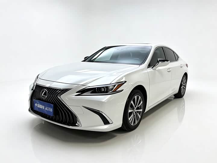Lexus ES 2020 200 Excellence Edition