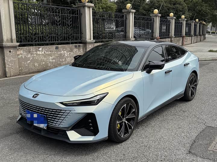 Changan UNI-V 2022 1.5T sports version