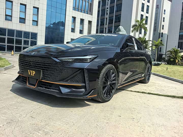 Changan UNI-V 2022 1.5T sports version