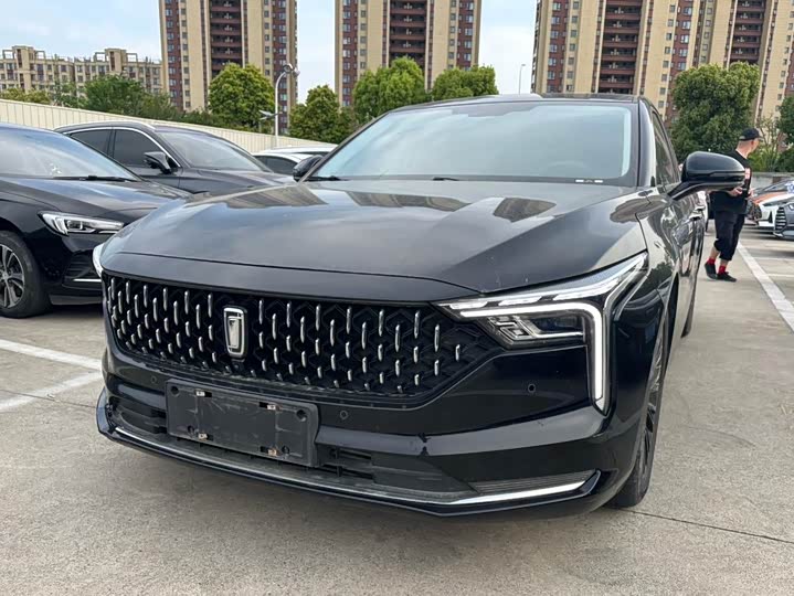 2024 BestuneB70 2023 Model Third Generation 1.5T Automatic Enjoy Model