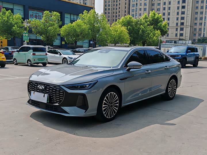 Fengyun A8L 2025 1.5TGDI 145km luxury model