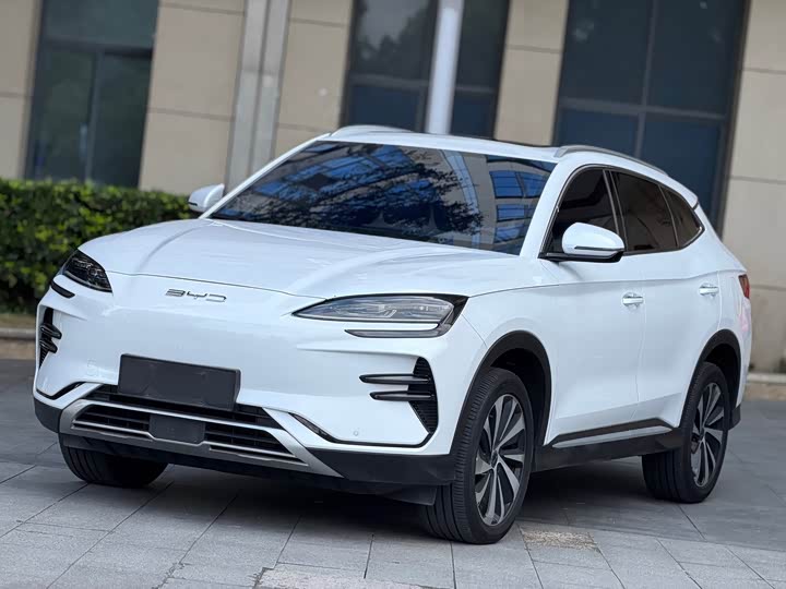 宋PLUS新能源 2023款 冠军版 EV 520KM 豪华型