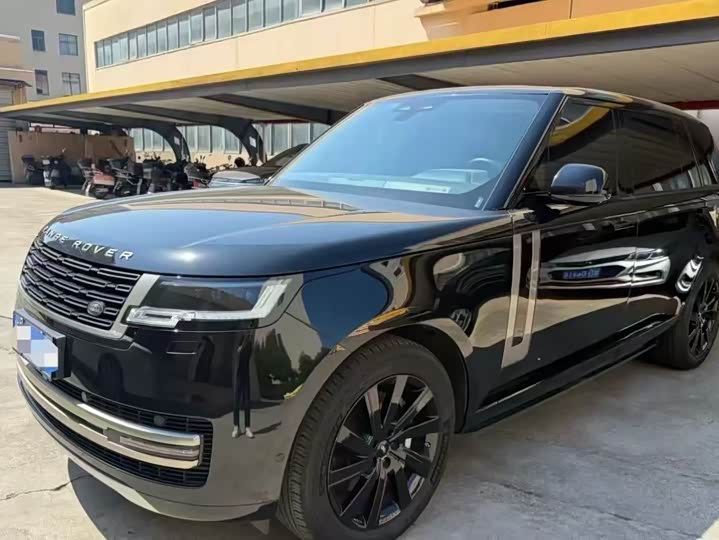 Range Rover 2023 3.0 L6 400PS Seven-seater Extended Edition