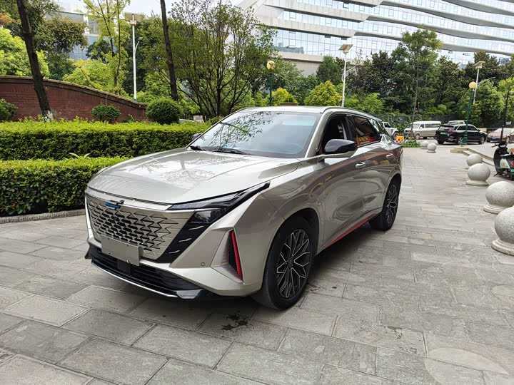 Changan Oshan Z6 2022 Blue Whale 1.5T DCT Zhiling Model