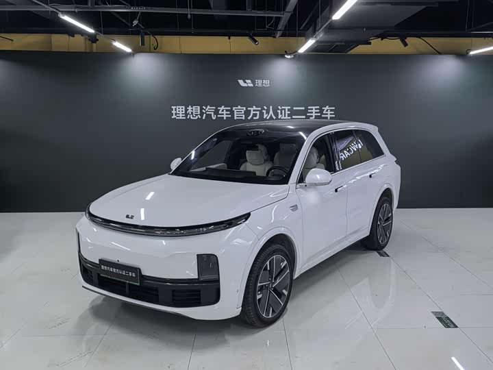 Ideal L8 2025 Max smart refresh version