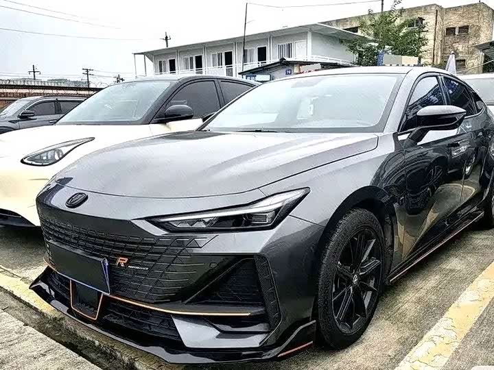 Changan UNI-V 2022 1.5T sports version