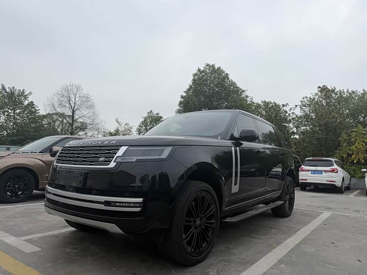Range Rover 2024 3.0 L6 400PS Creation Extended Edition
