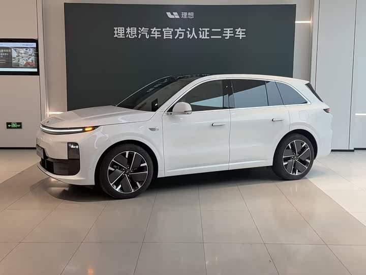 Ideal L6 2025 Max smart refresh version