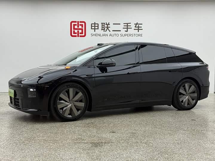 Ideal i6 2025 two-wheel drive standard version