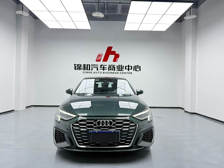 Audi A3 2024 Sportback 35 TFSI stylish and sporty