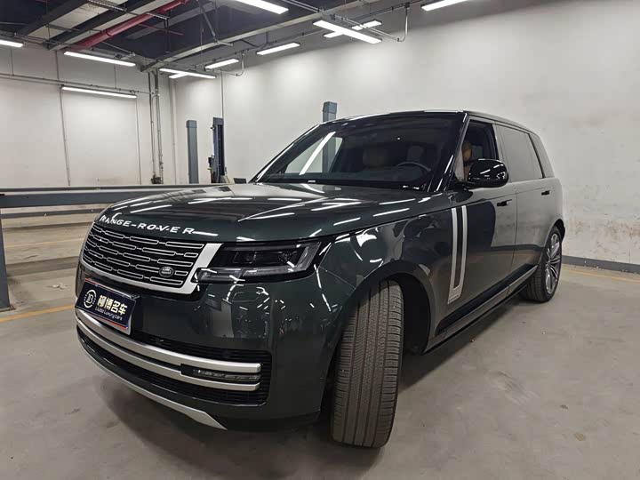 Range Rover 2023 3.0 L6 400PS Model Extended Edition