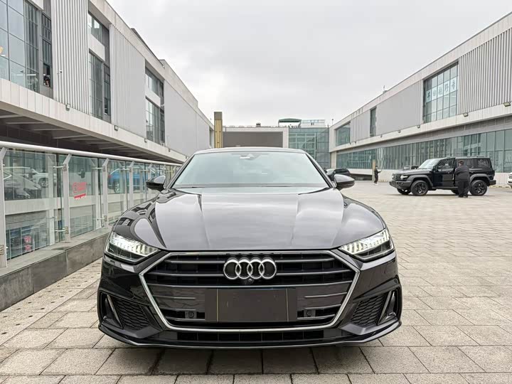 Audi A7 2023 45 TFSI Premium Selection