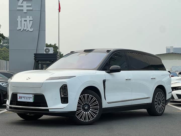 NIO ES8 2026 Six-seater Executive Deluxe Edition