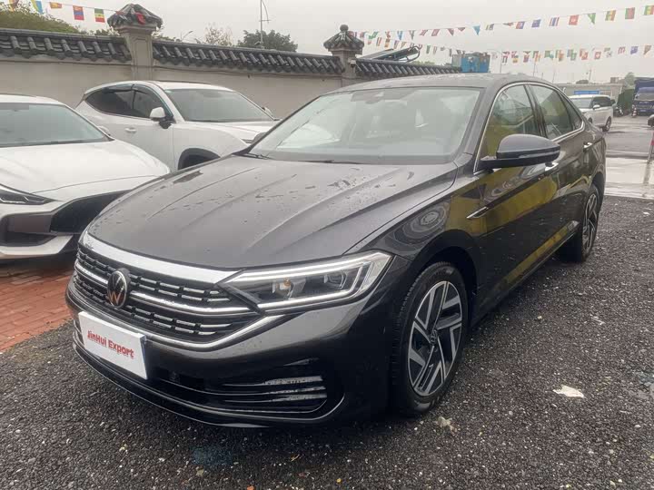 Sagitar 2024 Model 300TSI DSGBeyond Edition