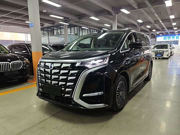 Denza D9 2026 Second-Generation EV 2WD Flash-Charging Luxury Edition