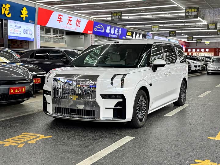 Zeekr 009 2024 seven-seat aisle version four-wheel drive 108kWh