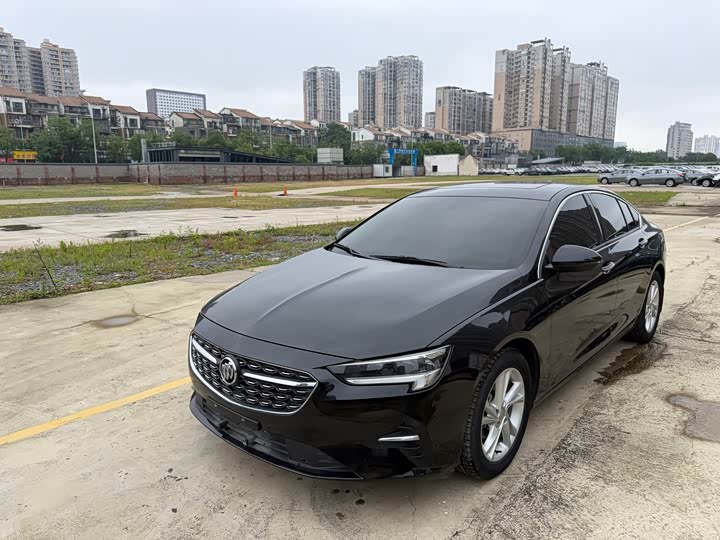 Regal 2020 552T Luxury
