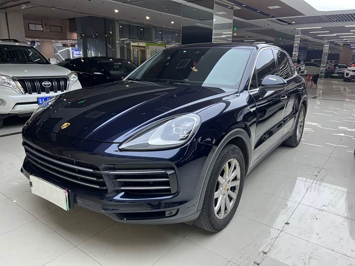 2021 Porsche Cayenne E-Hybrid 2.0T