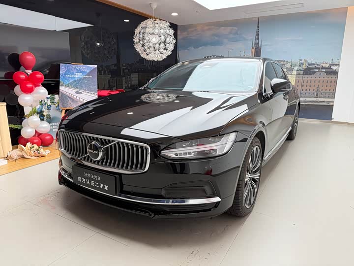 Volvo S90 2025 B5 Zhiyuan Luxury Edition