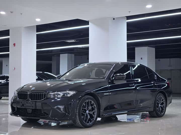 BMW 3 Series 2025 330Li M Sports Night Package