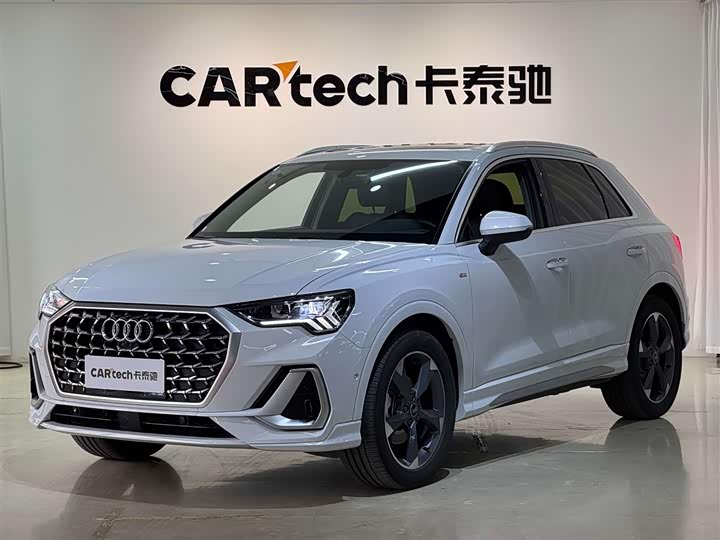AudiQ3 2024 Model 35 TFSI Fashion DynamicModel