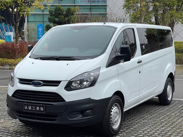 Transit 2020 2.0T diesel multi-functional commercial vehicle, central axle, low roof, double-opening tailgate, National VI