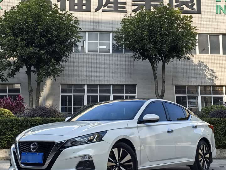 Teana 2022 2.0L XL-Upr Premium Edition