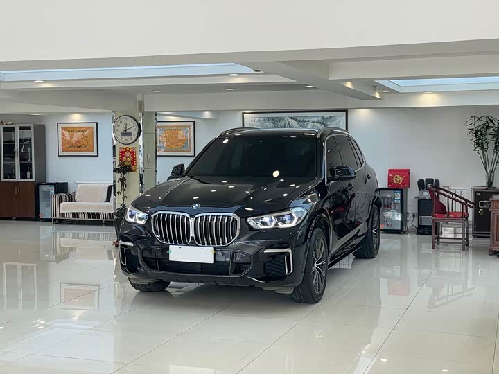 BMWX5 2022 Model xDrive 30Li PremiumModelM Sports Package