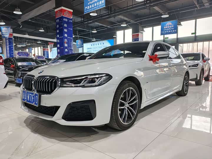 BMW 5 Series 2022 Facelift II 525Li M Sport Package