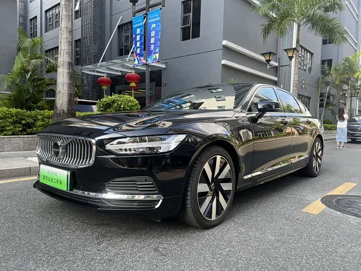 Volvo S90 plug-in hybrid 2025 plug-in hybrid four-wheel drive long range Zhiya luxury version