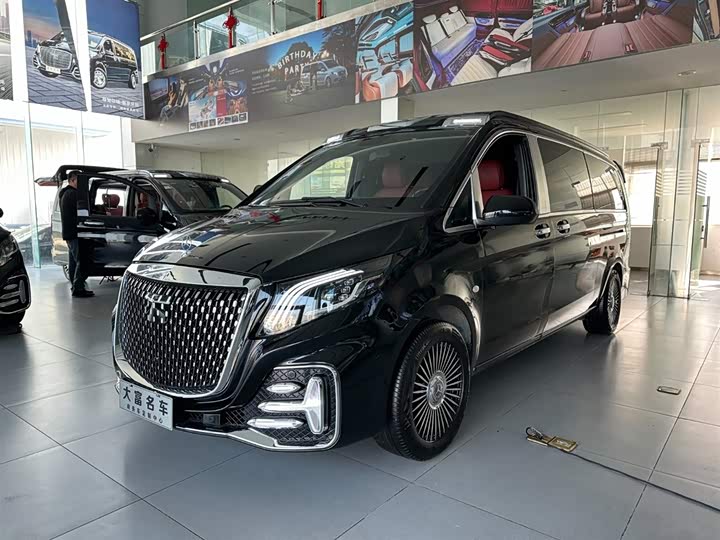 Vito 2020 2.0T Business Edition 7 seats
