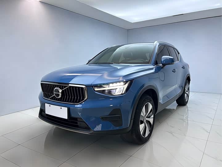 Volvo XC40 2024 B3 Zhiyuan Luxury Edition
