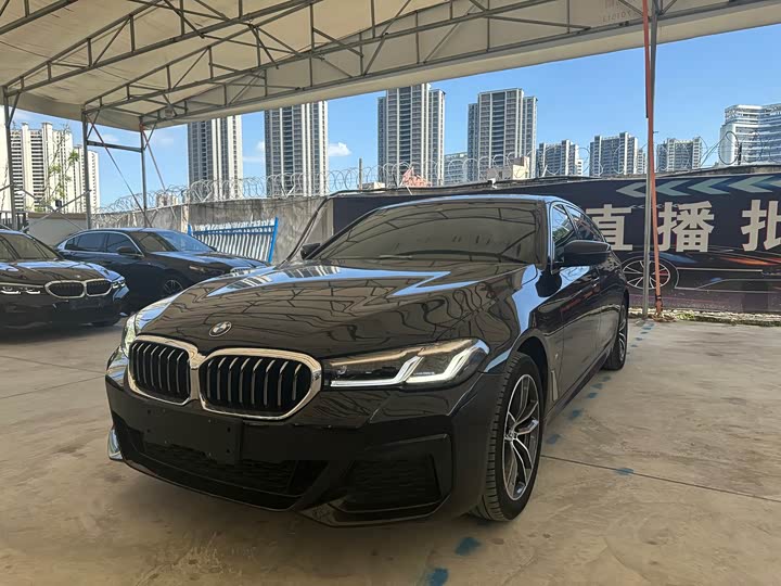 BMW5 Series 2022 Model 525Li Luxury Package